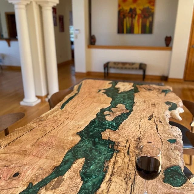 Redbud Epoksi Reçine Yemek Masası